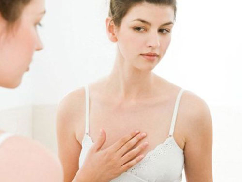 Cảnh báo 9 dấu hiệu bộ ngực nói lên sức khỏe của bạn