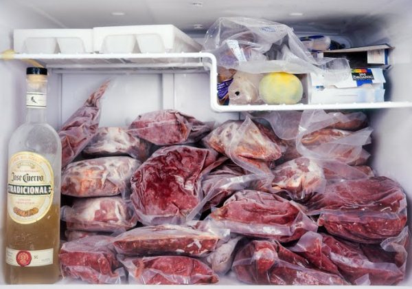 Thời gian bảo quản thịt cá đông lạnh an toàn trong tủ như thế nào cho đúng?