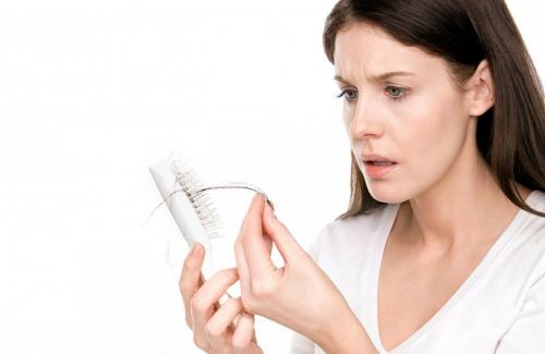 Những cách đối phó với với chứng rụng tóc dễ thực hiện
