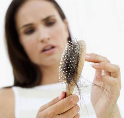 Chữa rụng tóc:  Khi nào cần dùng thuốc để có hiệu quả như mong muốn