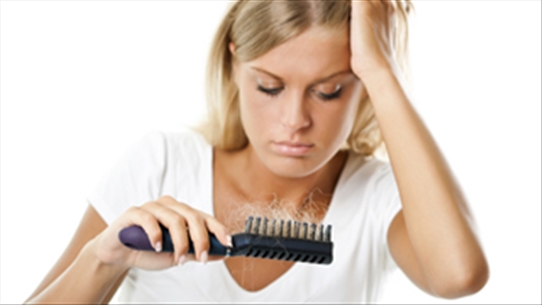 Trị rụng tóc hiệu quả ngay tức thì nhờ tỏi, bạn hãy lưu lại phòng khi cần nhé!