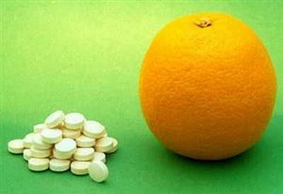 Thói quen sử dụng vitamin C và sự thật về dao hai lưỡi