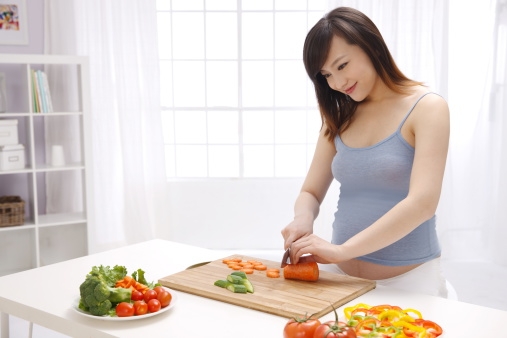 6 thực phẩm bà bầu nên ăn để bổ sung axit folic cho thai nhi