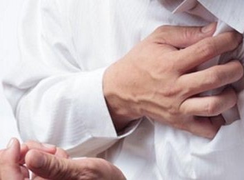 Làm gì khi bị đau thắt ngực để bệnh không gây nguy hại cho sức khỏe