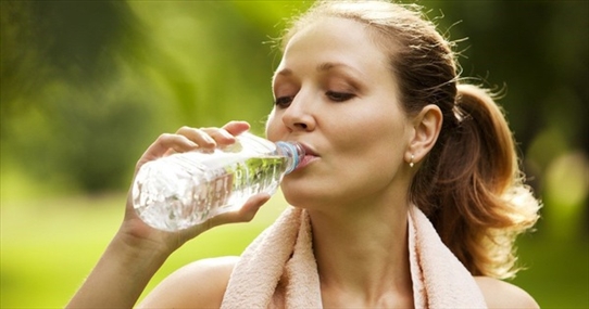 Khi uống nước, đừng bao giờ quên những lời nhắc nhở sau đây để tốt cho cơ thể