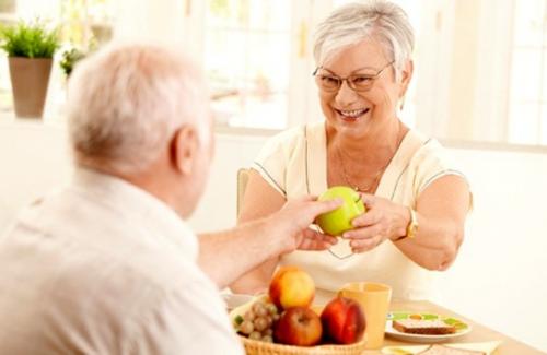 Hiểu đúng như thế nào về nhu cầu dinh dưỡng của người già