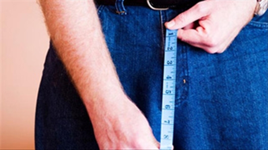 30% nam giới mắc hội chứng ám ảnh vì kích thước "cậu nhỏ"