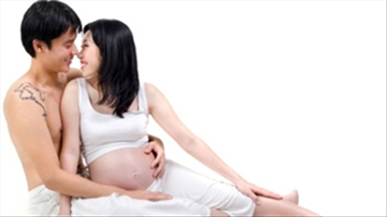 'Lên đỉnh' khi mang thai có dễ dẫn đến tình trạng sảy thai?