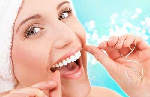 Mách nhỏ 8 mẹo bảo vệ răng miệng chỉ tốn của bạn 1 phút