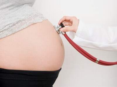 Phù nhau thai có nguy hiểm đối với mẹ và thai nhi thế nào?