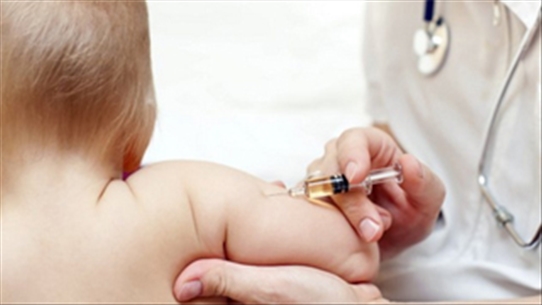 Lưu ý trước khi tiêm vắc-xin cho trẻ để hạn chế tác dụng phụ không mong muốn
