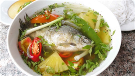 Giới thiệu một số món ăn, bài thuốc hay đơn giản từ cá diếc
