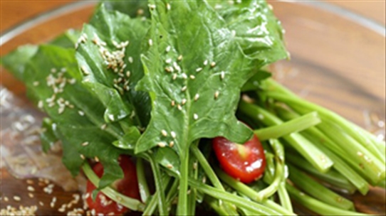 Món ăn từ cải bó xôi giúp bổ máu cực tốt cho cơ thể bạn