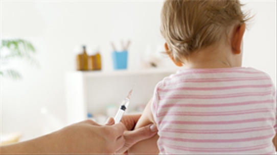 Những phản ứng phụ nào có thể xảy ra sau khi tiên vắc-xin cho trẻ?