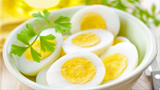 3 điều cực quan trọng mẹ bầu cần nhớ khi ăn trứng