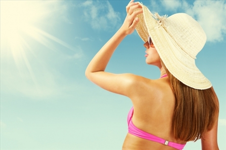 Bảo vệ làn da trong thời tiết nắng nóng bằng biện pháp rất đơn giản