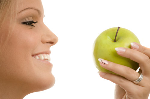 Trắng răng nhờ thực phẩm - Thần dược mà nhiều người chưa biết?