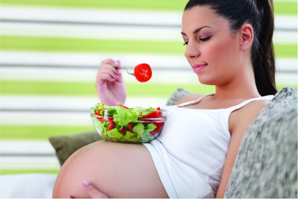Sức khỏe sinh sản: thực đơn cho mẹ bầu 3 tháng giữa thai kỳ