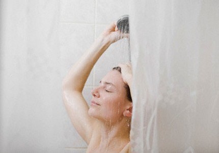 Lợi ích không ngờ khi tắm nước lạnh bạn chớ nên bỏ qua