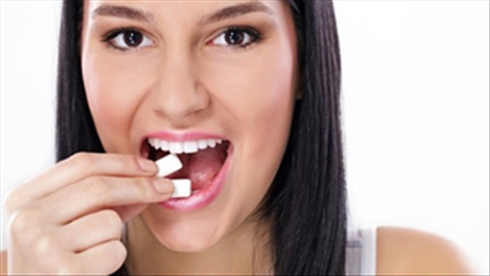 Ăn nhiều kẹo cao su ảnh hưởng tiêu cực không nhỏ đến sức khỏe của bạn