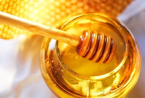 Dù rất tốt cho sức khỏe nhưng những người sau tuyệt đối không nên ăn mật ong