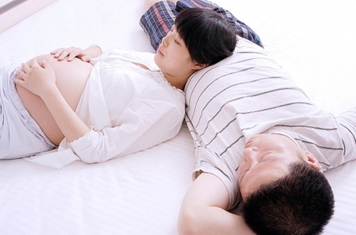 Mang thai có nên quan hệ tình dục, ảnh hưởng đến thai nhi như thế nào?