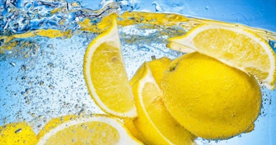 5 tác hại không ngờ khi uống quá nhiều nước chanh - Bạn đã biết?