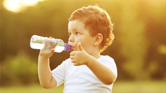 Nên uống nước lúc nào để tốt cho cơ thể, bạn biết không?
