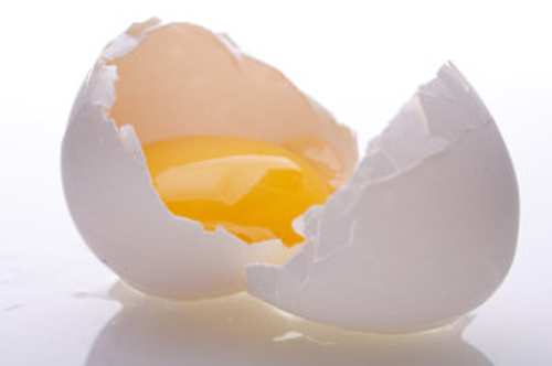 Cảnh báo: Ăn trứng sống nguy hại khôn lường cho sức khỏe