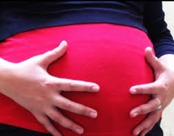 Tăng cân nhiều trong thai kỳ: Lợi bất cập hại bạn càn lưu ý!