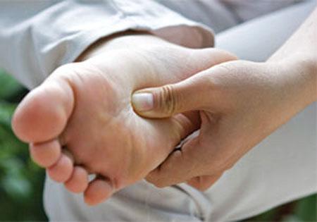 Mách bạn cách trị tê chân tay ở bệnh nhân đái tháo đường