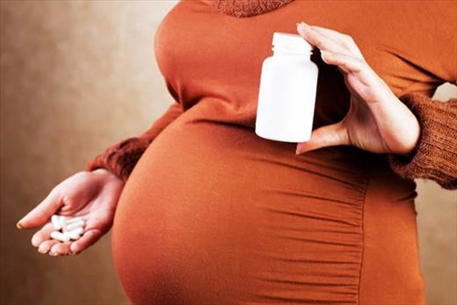 Sức khỏe thai kỳ: Mang thai, dùng thuốc hạ sốt nào an toàn?