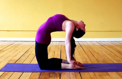 Yoga - khí công cải thiện đau lưng hiệu quả như thế nào?