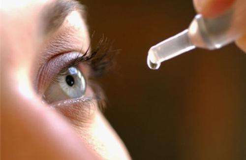 Đau mắt đỏ dùng thuốc gì để điều trị nhanh khỏi nhất?