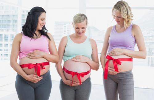 Hỏi đáp sức khỏe sinh sản: Ảnh hưởng của tuổi tác đến việc mang thai như thế nào?