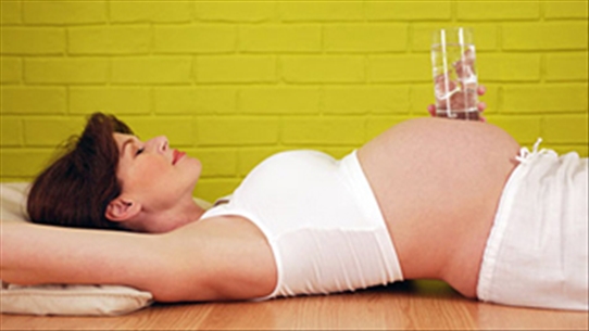 Mang thai: Nguyên nhân và cách kiểm soát cân nặng thế nào?