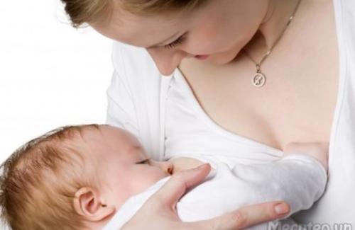 Tiêu chảy ở trẻ sơ sinh 2 tháng tuổi – Những điều mẹ cần làm cho con