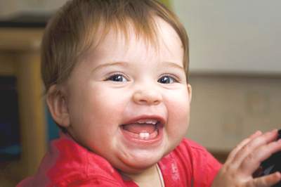 Những lưu ý cần thiết khi bé mọc răng bạn chớ nên bỏ qua