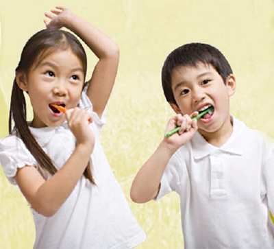 Chăm sóc răng miệng cho trẻ trong ngày Tết bằng cách nào?