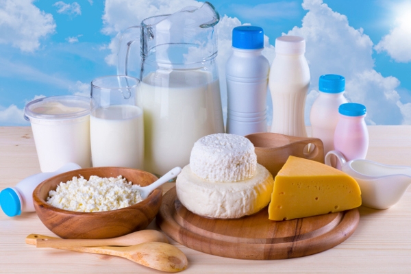 Lợi ích giảm cân bất ngờ từ sữa nguyên béo có thể bạn chưa biết?