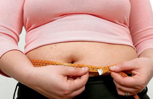 Tại sao bạn ăn ít vẫn không giảm cân? Bạn biết vì sao không?