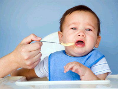 Biếng ăn, chậm lớn: Ðiều trị có dễ? Bố mẹ có biện pháp gì?
