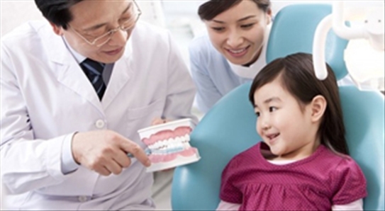Các bệnh răng miệng trẻ thường gặp ở tuổi học đường