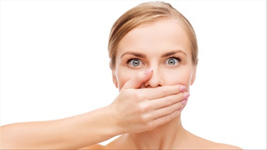 Mùi hơi thở sẽ cảnh báo bạn những căn bệnh gì đang tấn công?