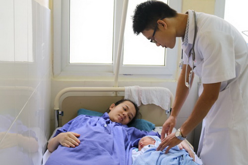 Bệnh viện Việt Nam - Thụy Điển Uông Bí: Xử trí thành công ca bệnh hiếm gặp trong sản khoa