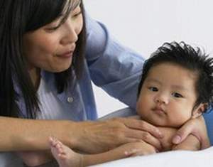 Những bệnh hay gặp ở vùng kín của bé trai các mẹ cần phải biết