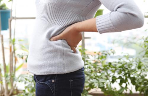 Các triệu chứng đau lưng gây ra nhiều phiền toái cho người bệnh