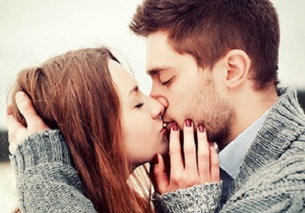 Liệt kê 7 lý do vì sao nụ hôn quan trọng trong tình yêu
