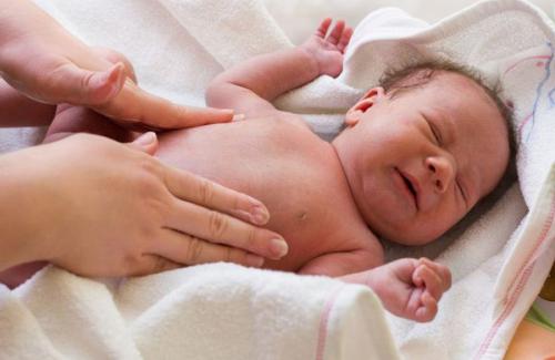 Trẻ sơ sinh bị sôi bụng: Nắm rõ nguyên nhân để biết cách chữa trị chính xác