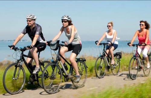 Đi xe đạp thường xuyên giúp bảo vệ sức mạnh của hệ xương